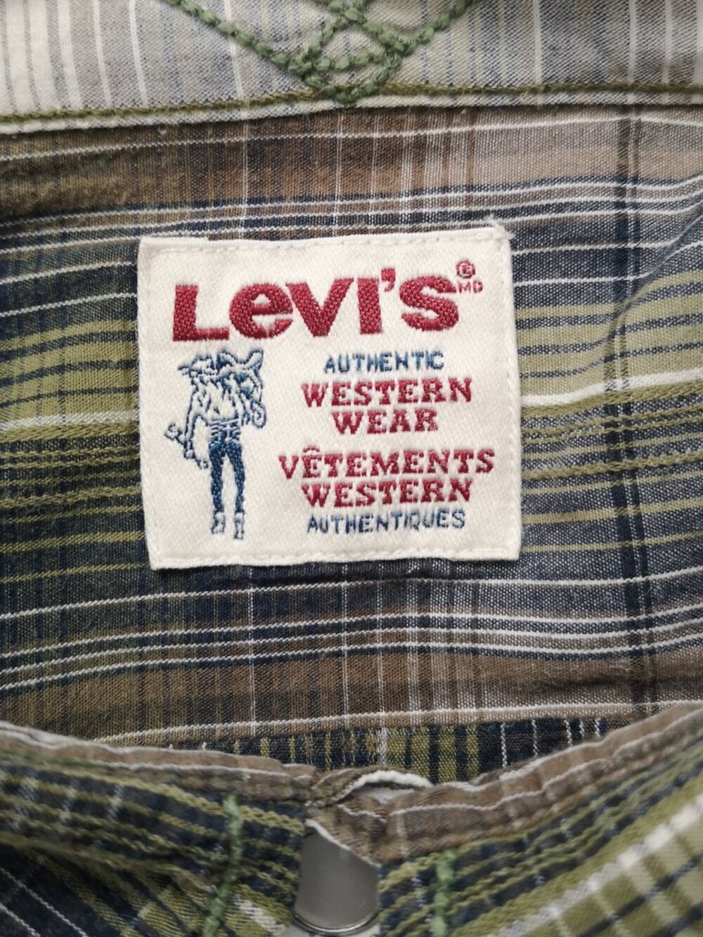 Levi's Authentic Western Wear Men's Size Large Pearl Snap Front Plaid Shirt - Picture 3 of 11